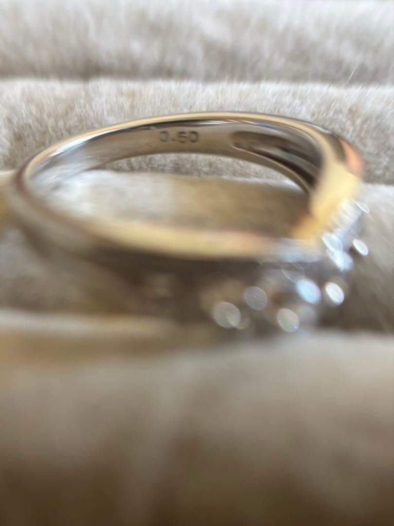 2/12だけ　ダイヤモンド　V字リング　2連　PT900