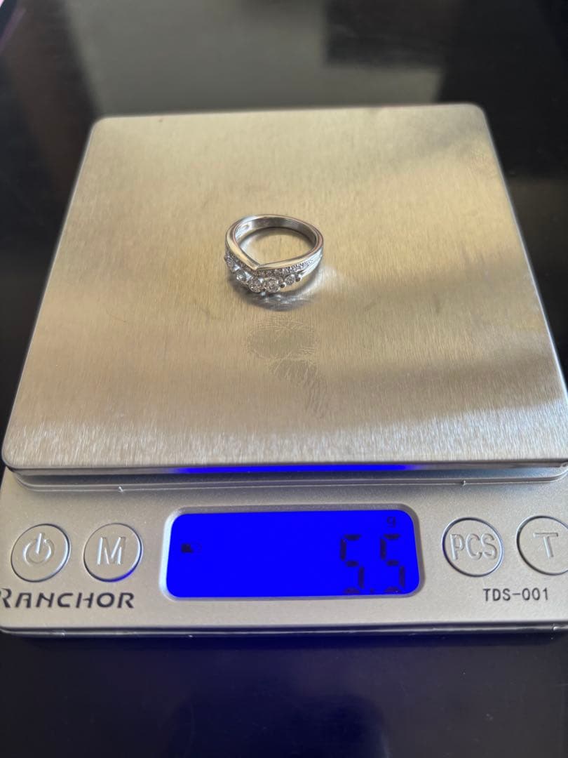 2/12だけ　ダイヤモンド　V字リング　2連　PT900