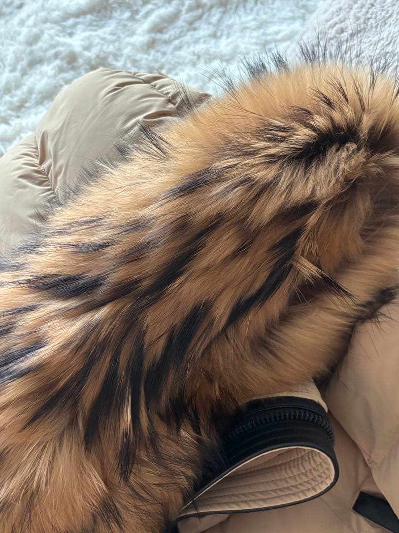 マッカージュ　MACKAGE CALLA