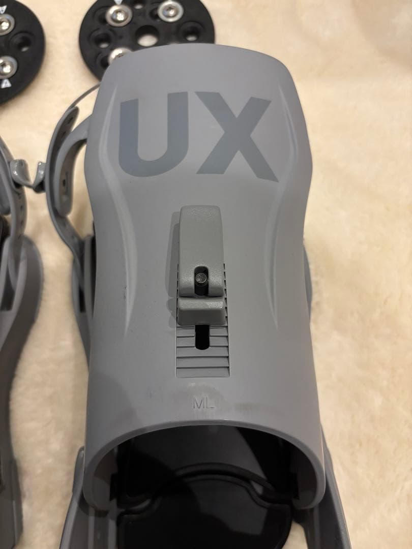 FLUX CV グレー　MLサイズ　23-24モデル