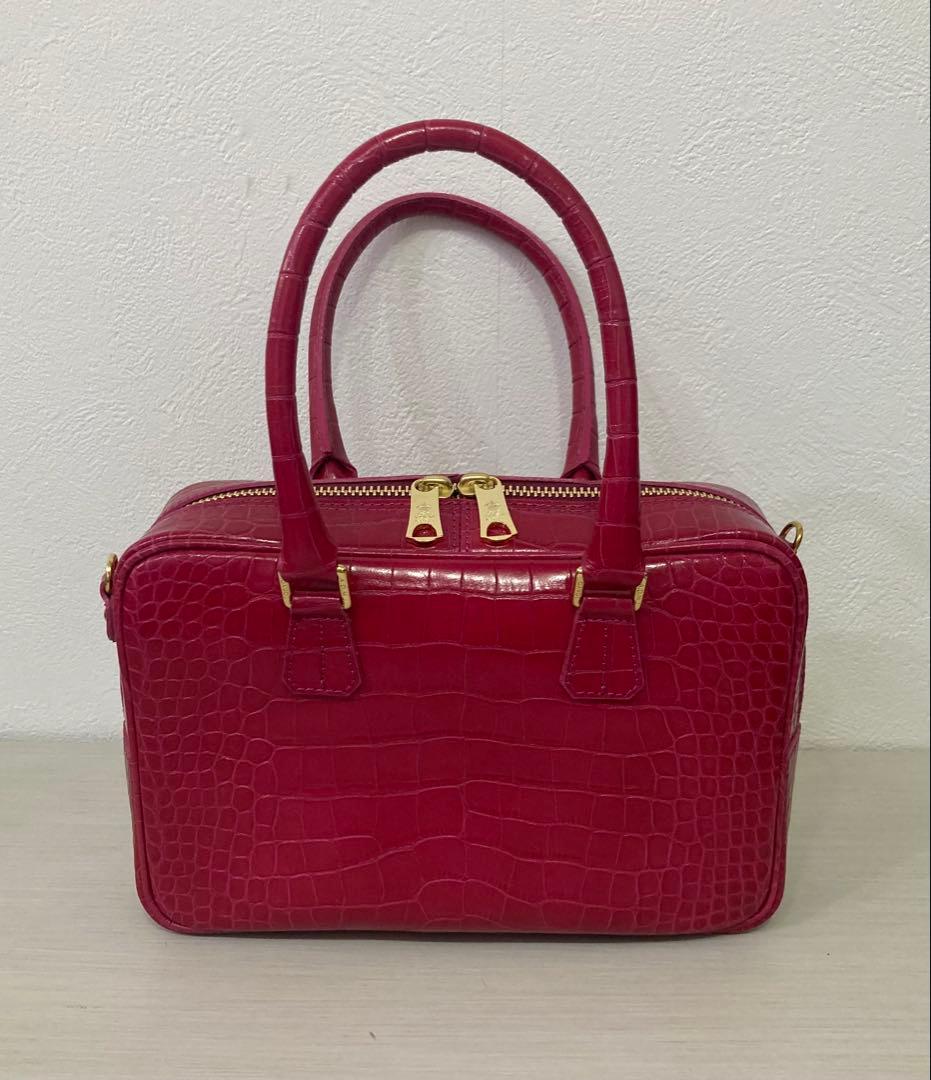 ADMJ THE BEE 牛革クロコダイル型押し ボストンバッグ