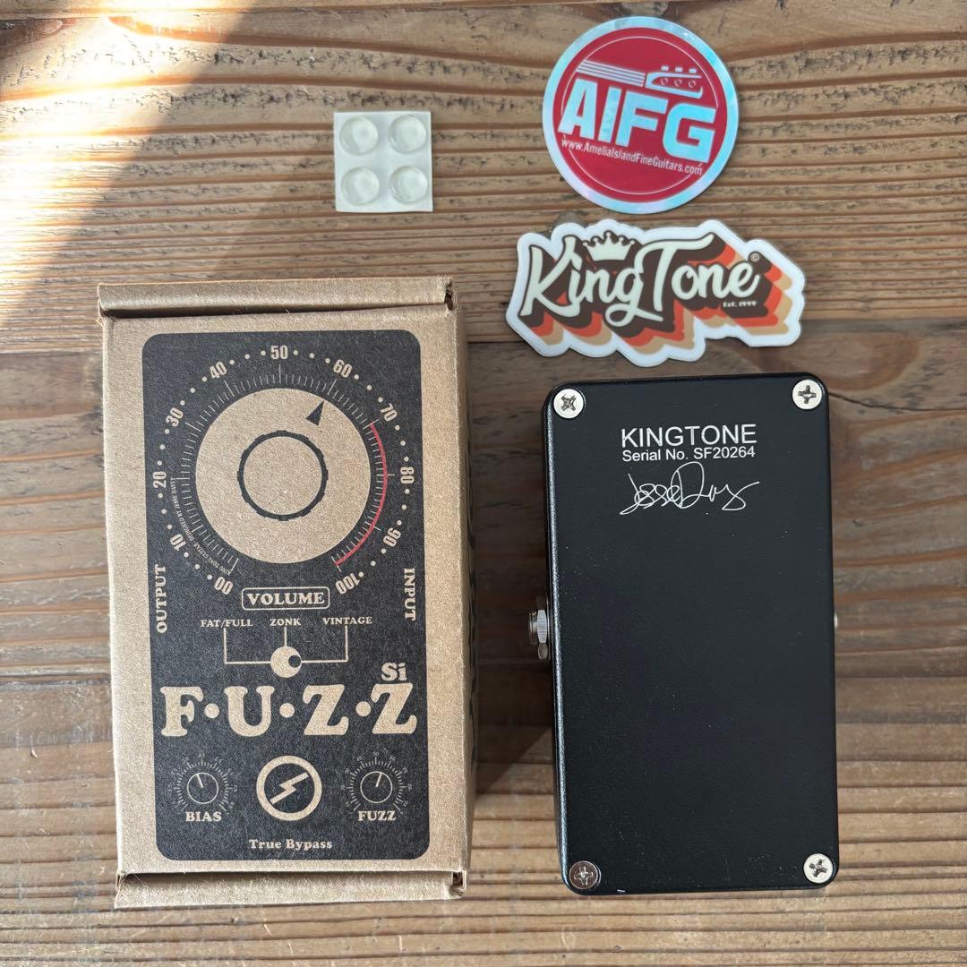 KingTone F.U.Z.Z Si ギターエフェクター