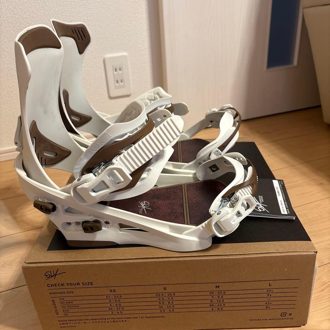 SLY ビンディング α Mサイズ 白 グラトリ向け 保証書あり