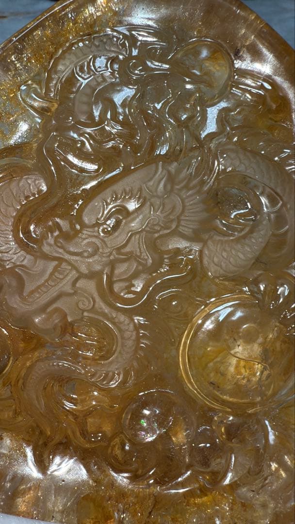 彫刻原石龍神様 宝珠 陰陽太極図 雲文 ゴールデンヒーラー リモナイト 虹 置物