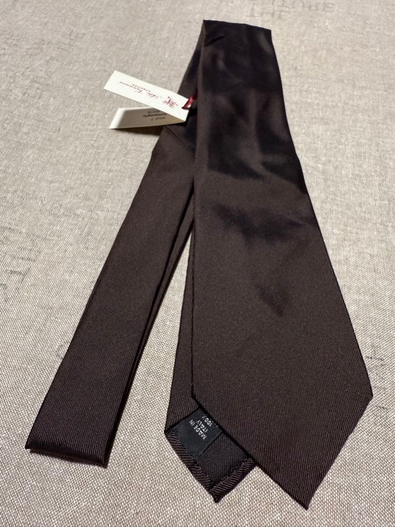 【新品】Atto Vannucci／セッテピエゲ／シルクソリッドタイ／ブラウン