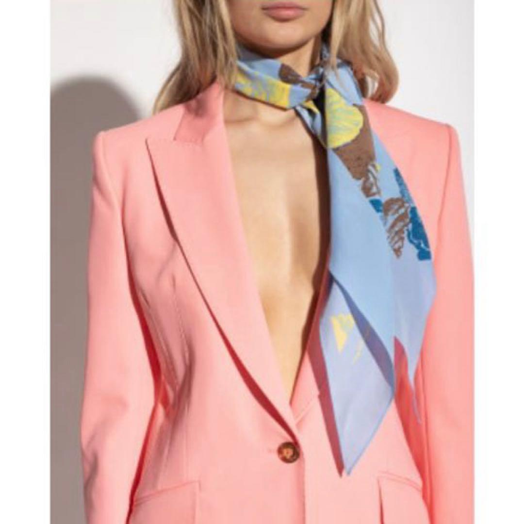 新品未使用★FERRAGAMO フェラガモ　花柄ポピー　シルクスカーフ