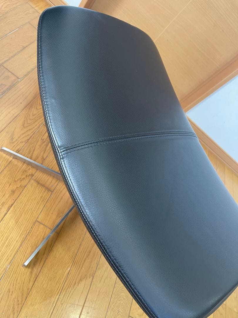 まさ@プロフ必読 　BoConcept スキラ　ボーコンセプト　黒 1人掛