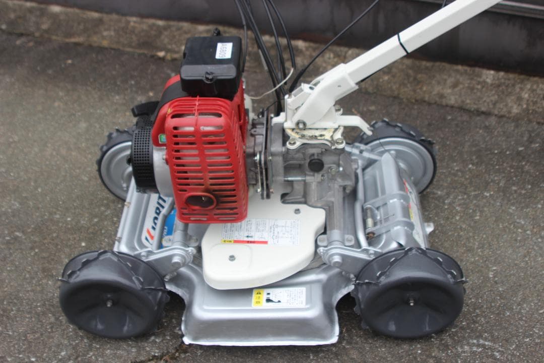草刈機　オーレック　スパイダーモアー　AZ851　爪新品　４WD