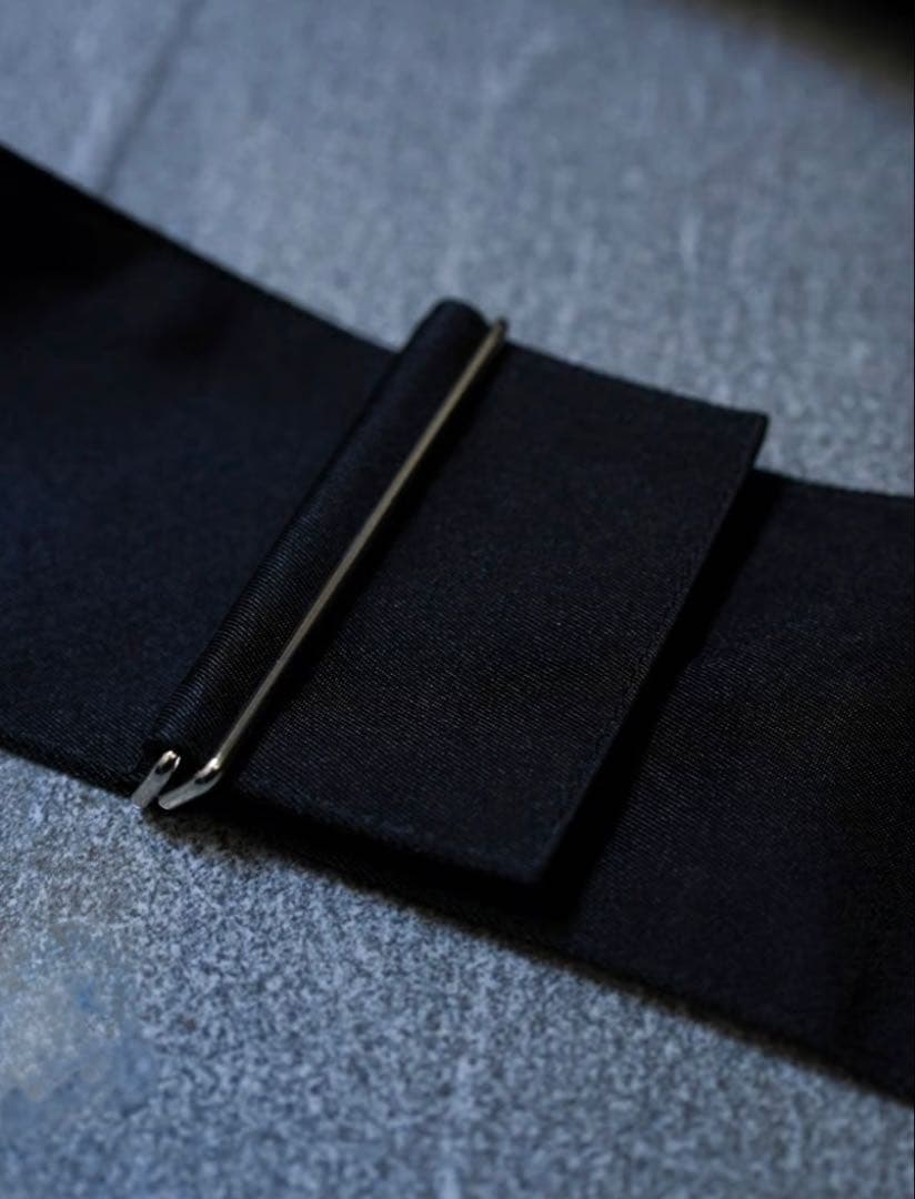 【美品】MB ULTIMATE FABRIC ハーフムーンボディバッグ BIG