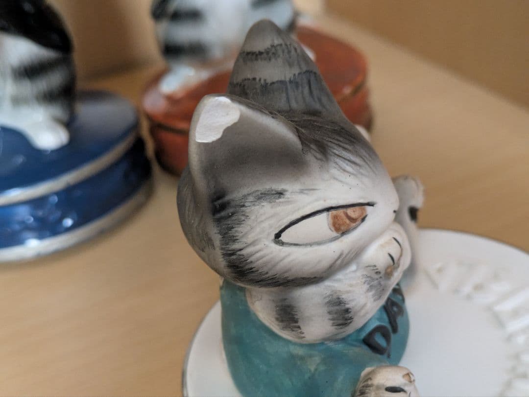 わちふぃーるど ダヤン サックス バイオリン リング皿