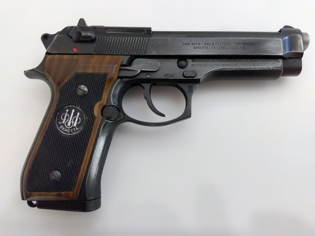 WA ベレッタ M92 ガスブローバックガン　（バトルダメージ）