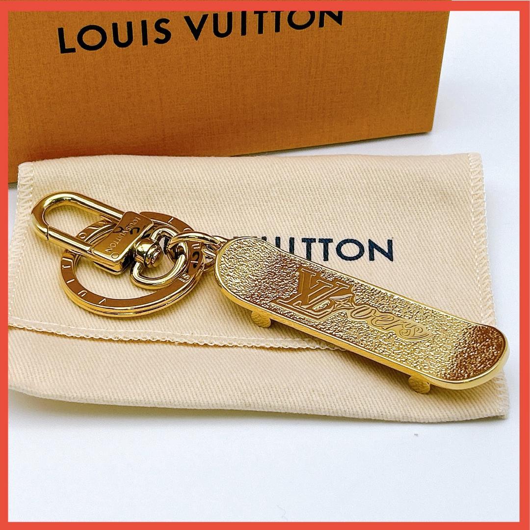 【美品・鑑定済み！】ルイヴィトン キーホルダー スケートボード M02187