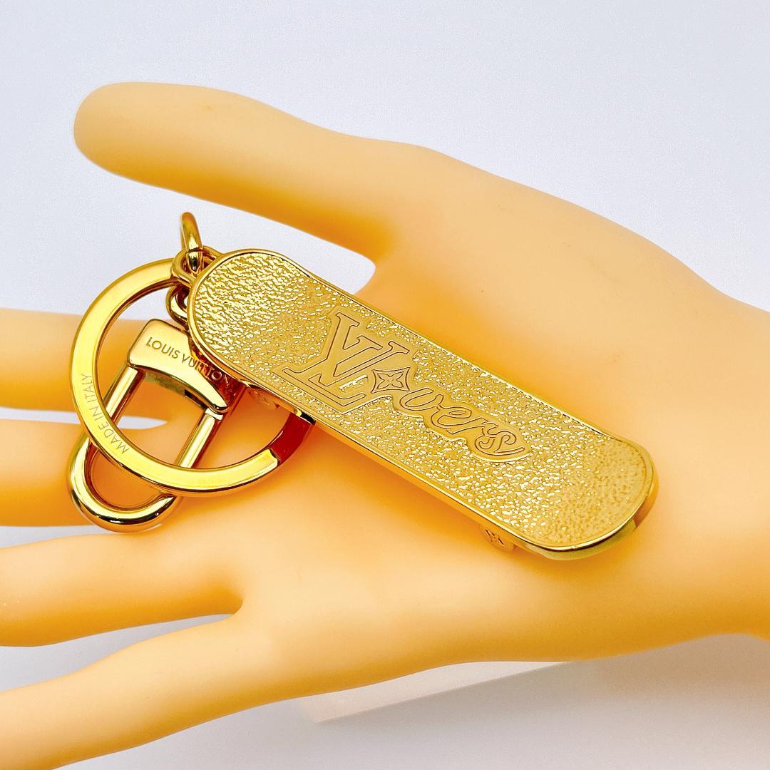 【美品・鑑定済み！】ルイヴィトン キーホルダー スケートボード M02187