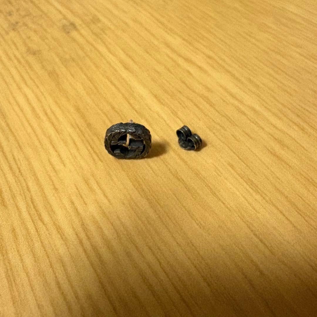 GUCCIピアス 片耳