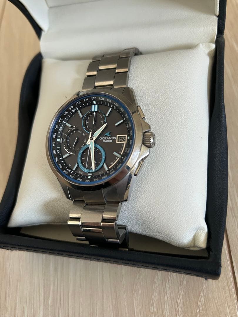 カシオ　OCW-T2600-1AJF　電波ソーラー時計