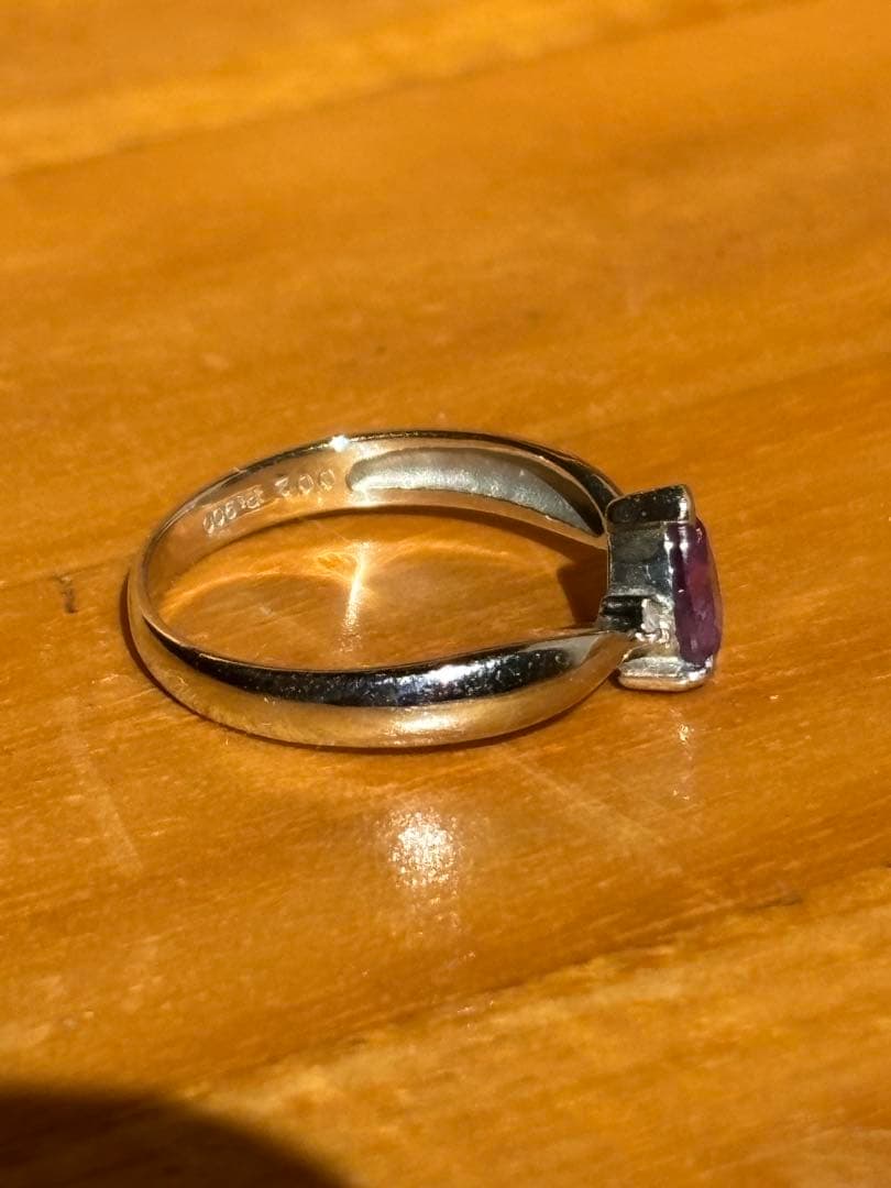 希少　非加熱バイオレットサファイアのリング