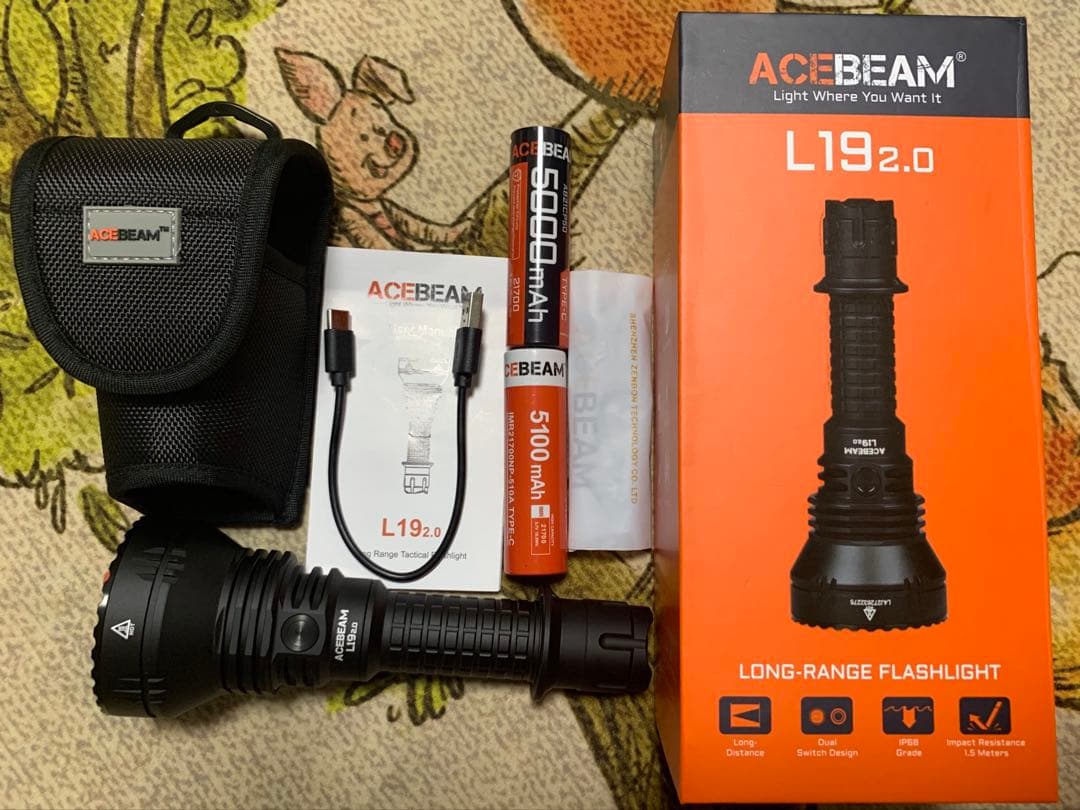 Acebeam L19 2.0 エースビーム　ハンディライト　LED
