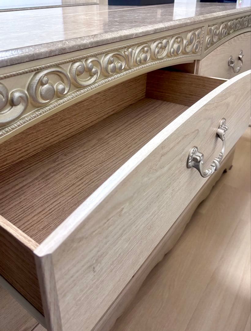 アンティークホワイト チェスト　3段ダブル　６段　木製　ⅲ