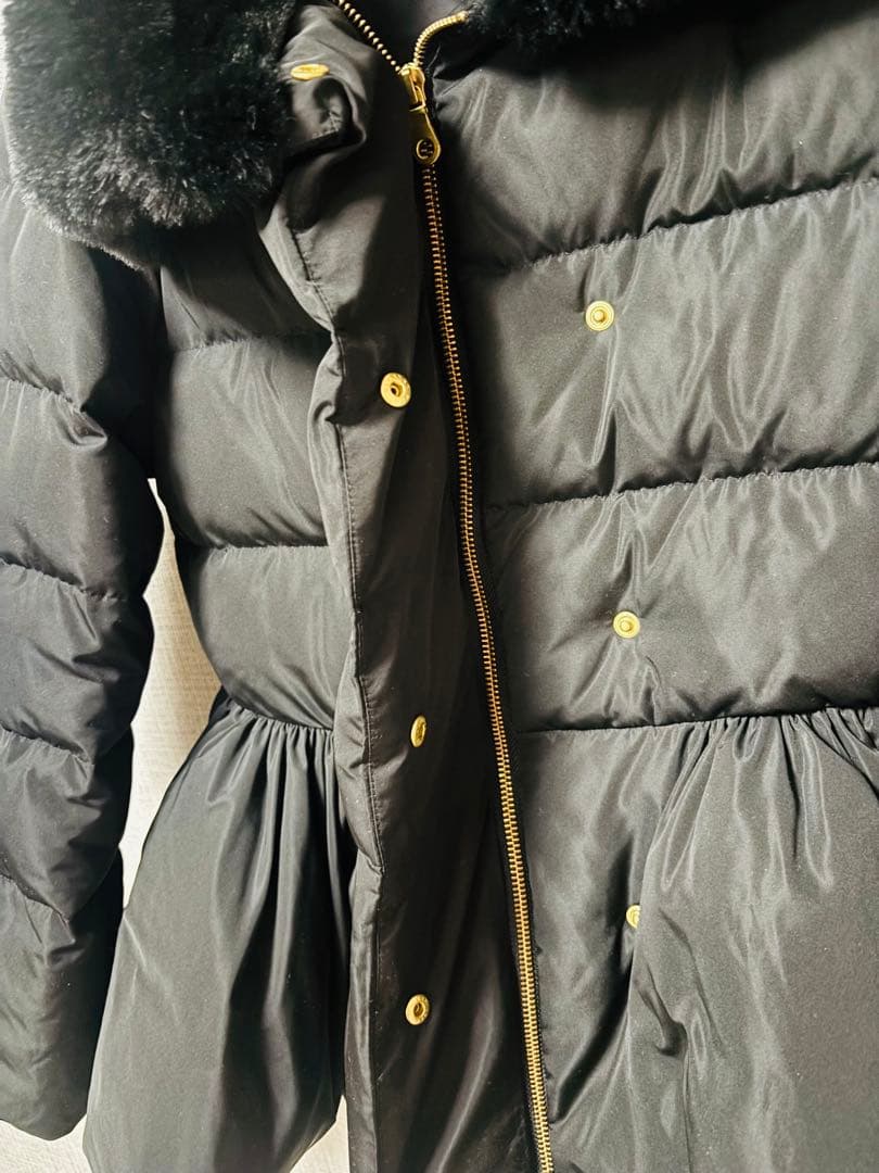 poyon　JENNE ペプラムブラックダウンジャケット