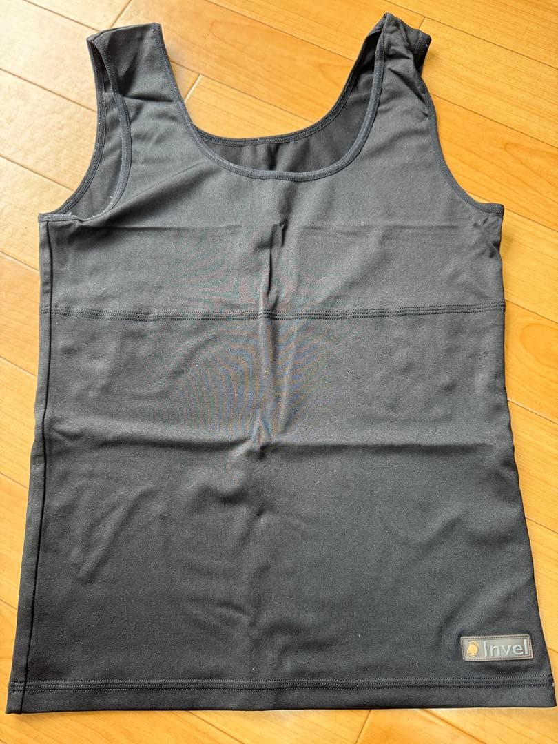 ☆美品☆激安出品☆ インベル アライヴン タンクトップ