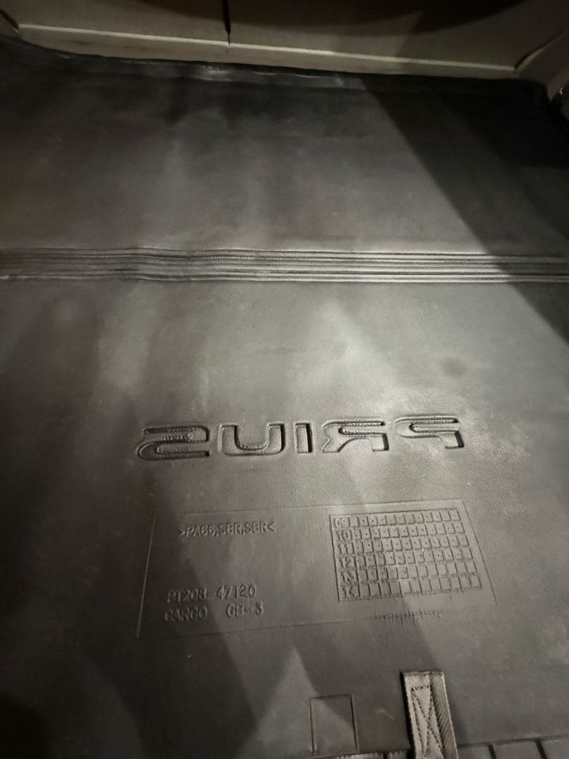 30プリウス　US トランクマット ラゲッジマット　バンパープロテクター　セット