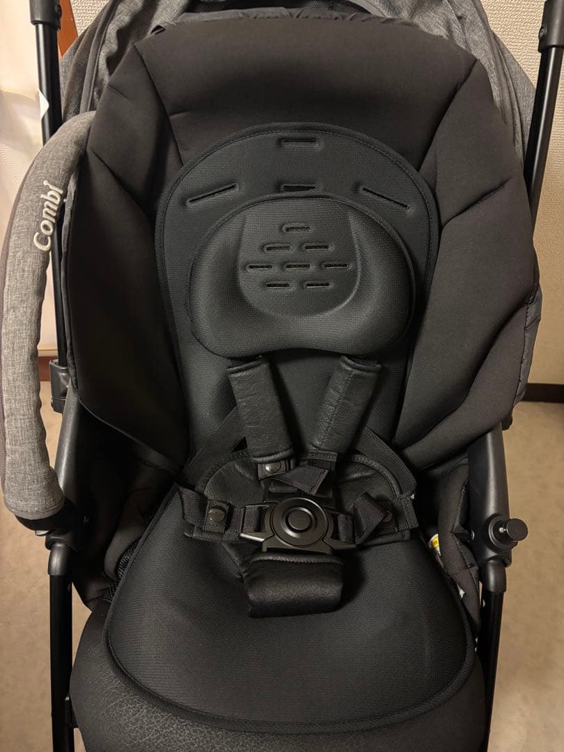 Combi スゴカルSwitch plus エッグショック EX ANベビーカー