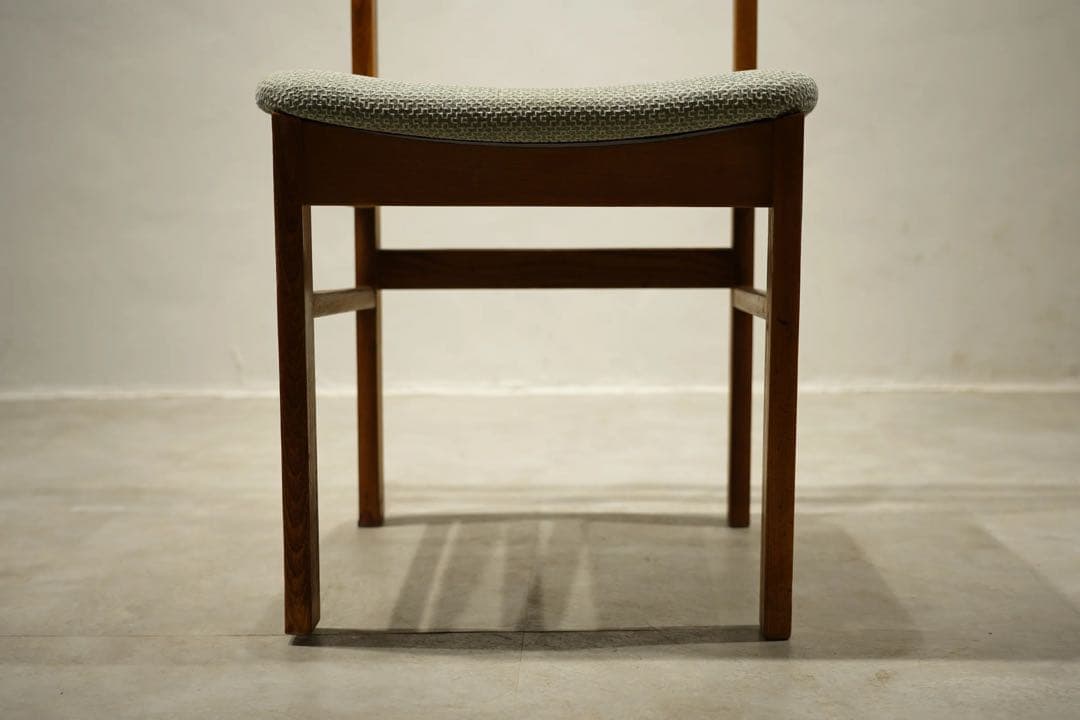 ダイニングチェア　ストリップドファニチャー　北欧