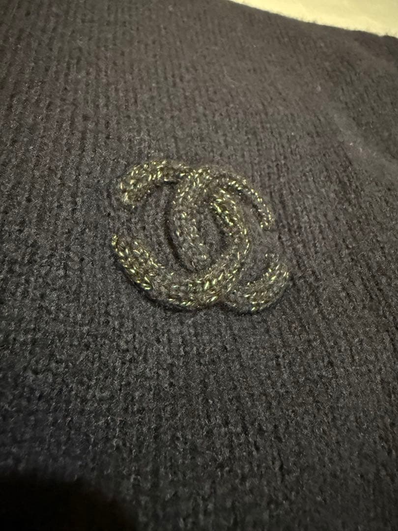 美品CHANELマフラー　ストール