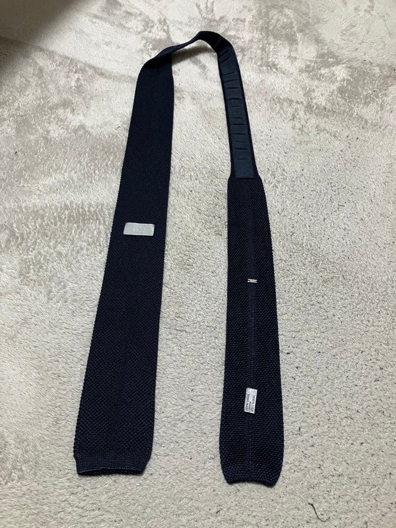 【美品】Dior ディオールオム　ネクタイ　ニットタイ　紺　ソリッド
