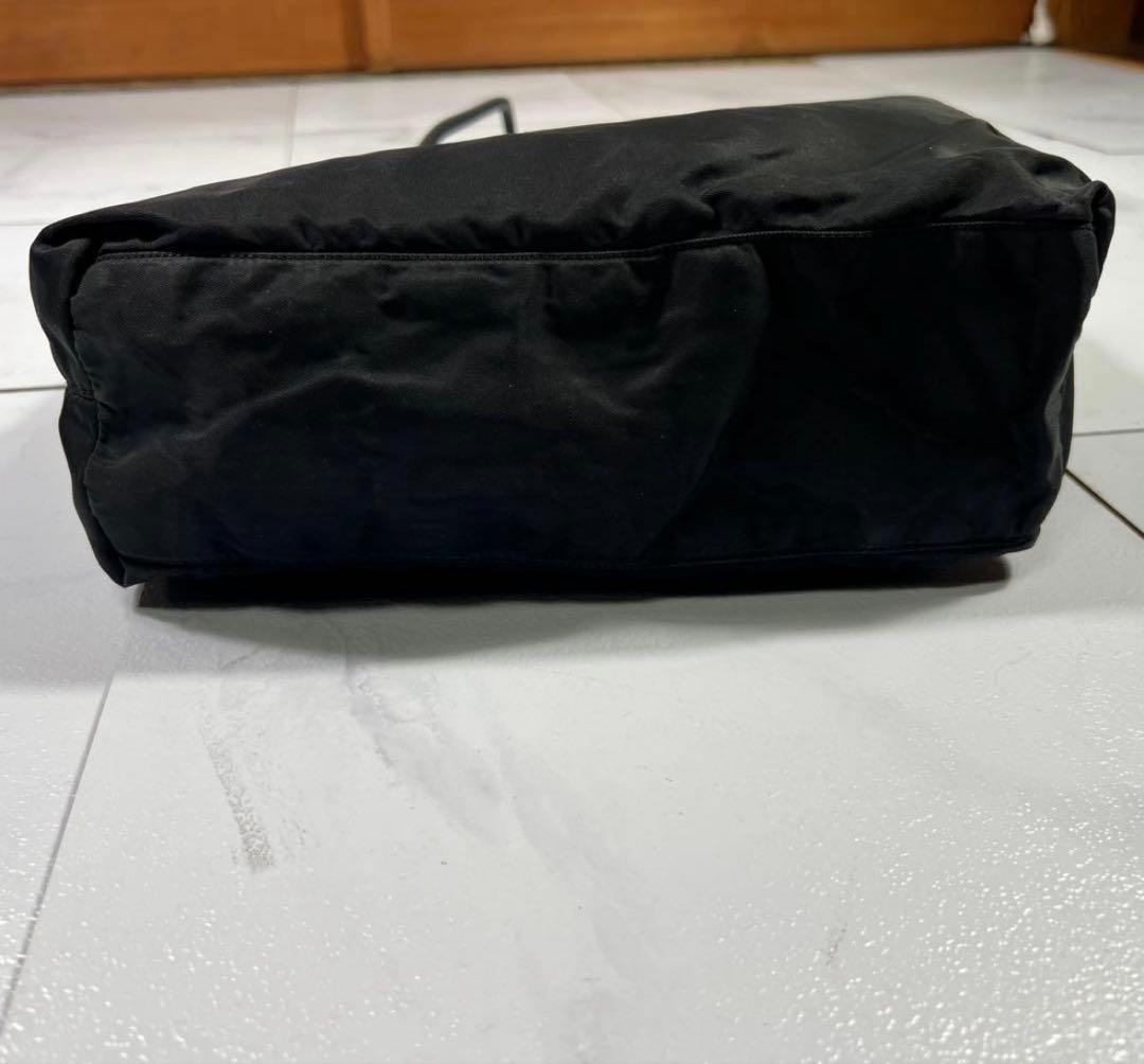 PRADA プラダ トートバッグ 三角プレート 白タグ ナイロン ブラック 黒