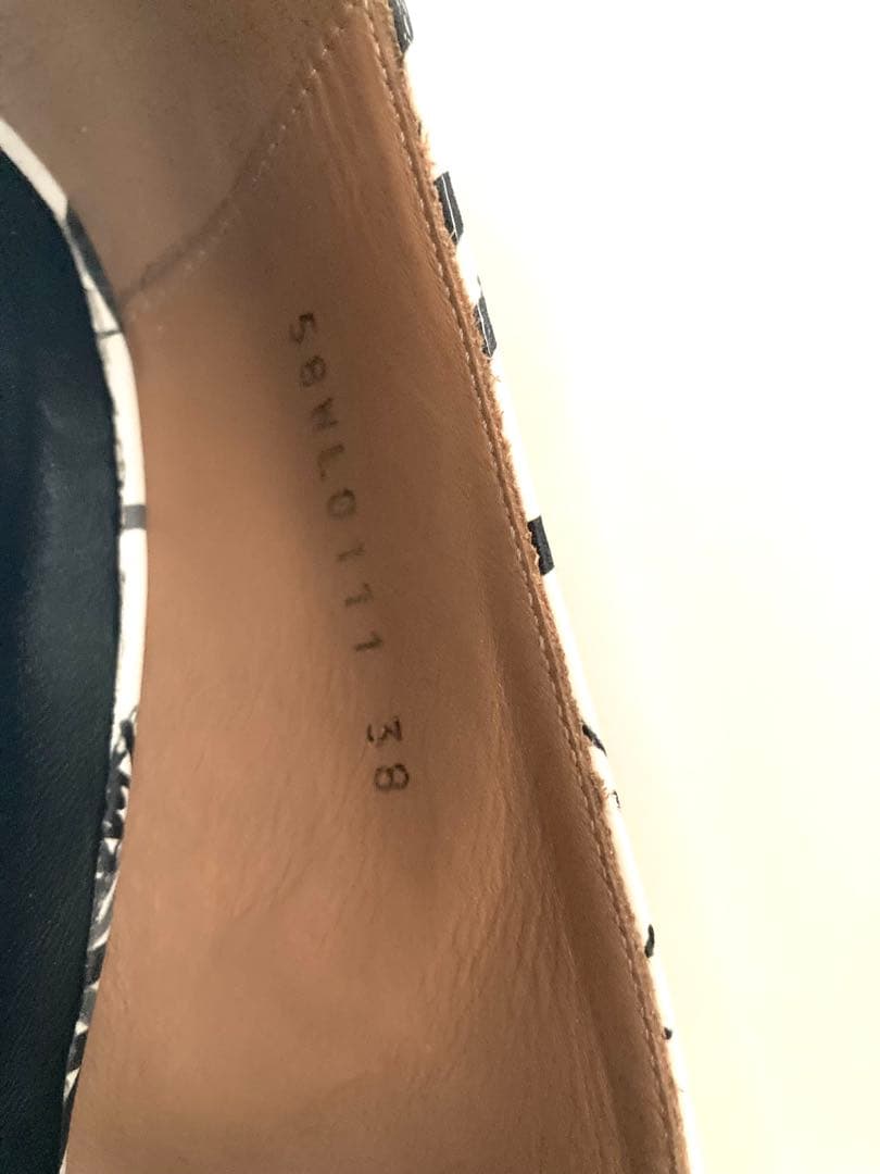 マルジェラ タビパンプス／ Maison Margiela 38Graffiti