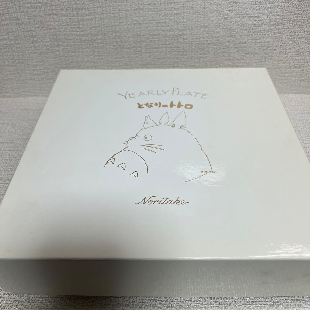 て*え様 【未使用品】となりのトトロ　イヤリープレート2010年