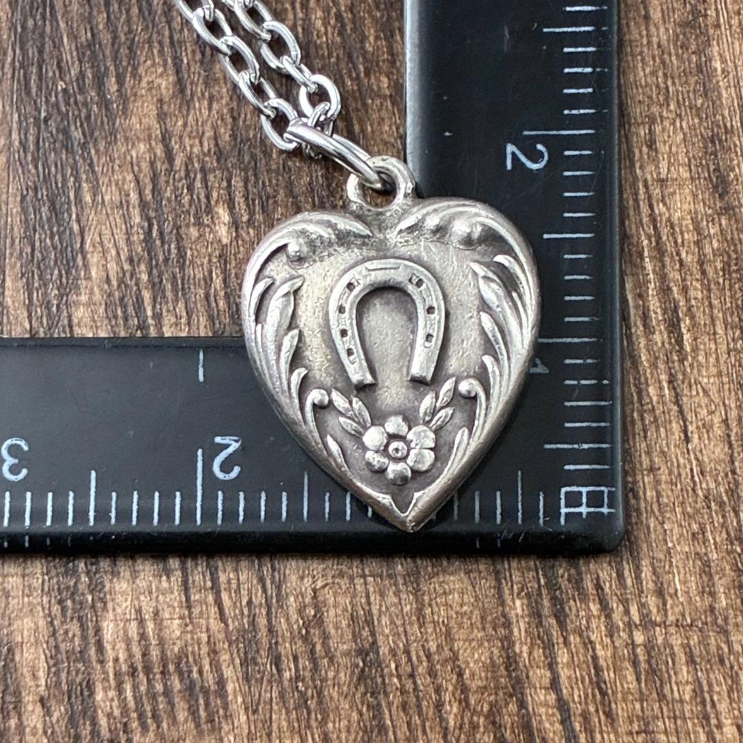 スウィートハートジュエリー ホースシュー 勿忘草 シルバーヴィンテージネックレス