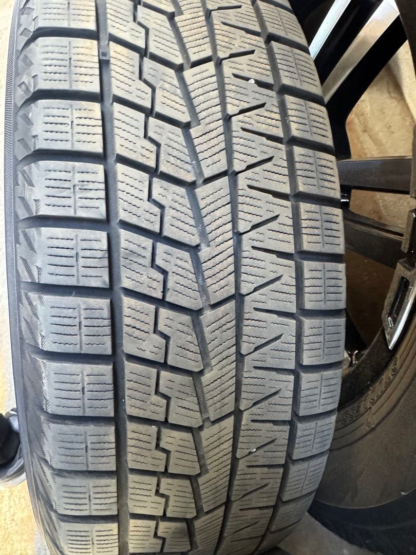 ハイエーススタッドレス4本セット ice GUARD IG60 17インチ