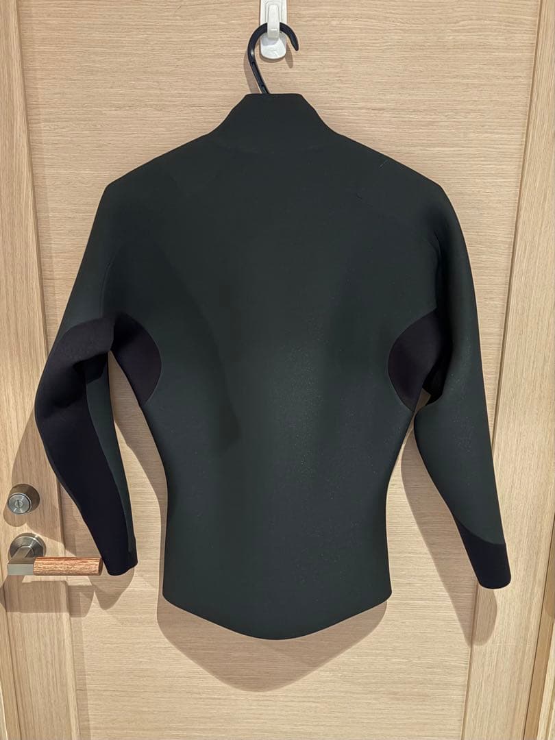 BEACHED DAYS 2mm スキンジャケット L