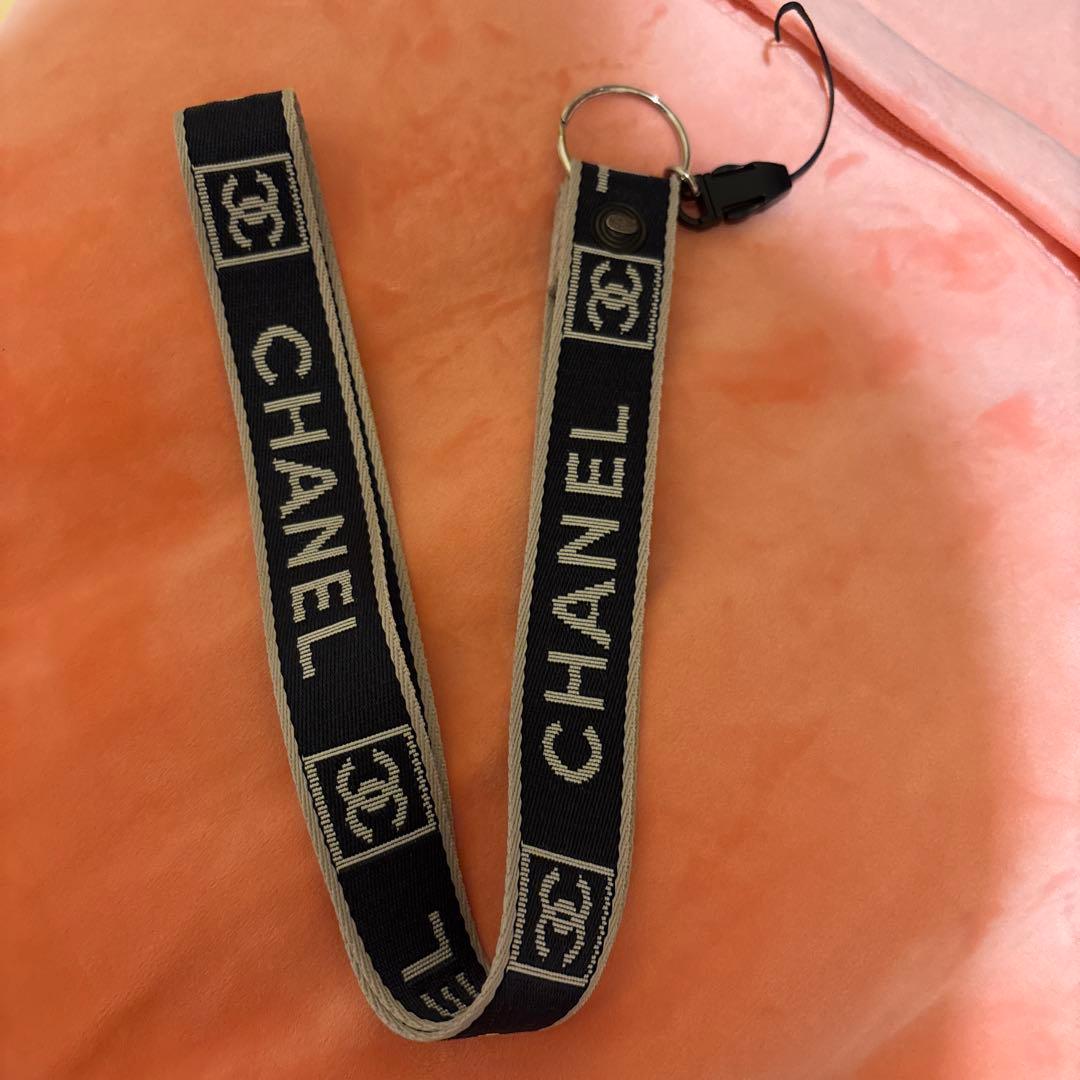 CHANEL ロゴ入りナイロンストラップ