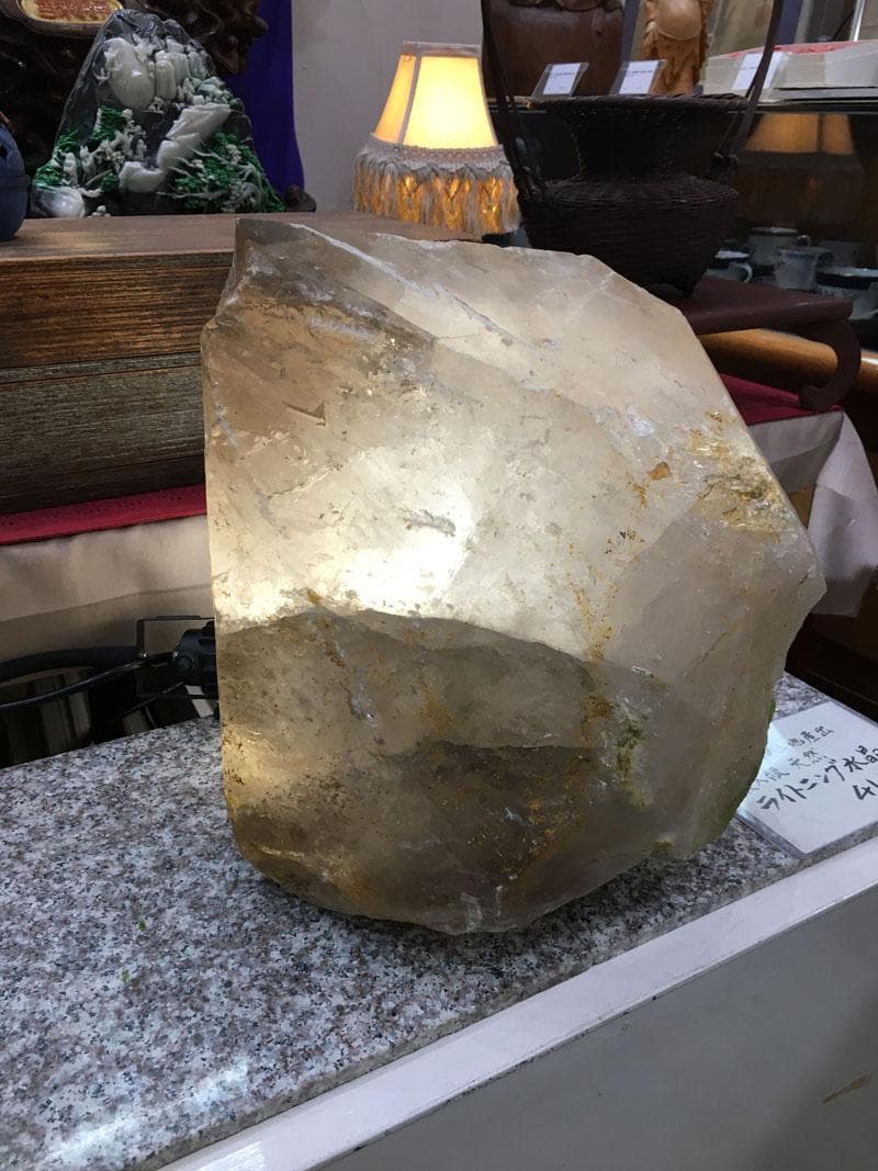 ライトニング水晶原石（ブラジル鉱山） 最大級 44KG