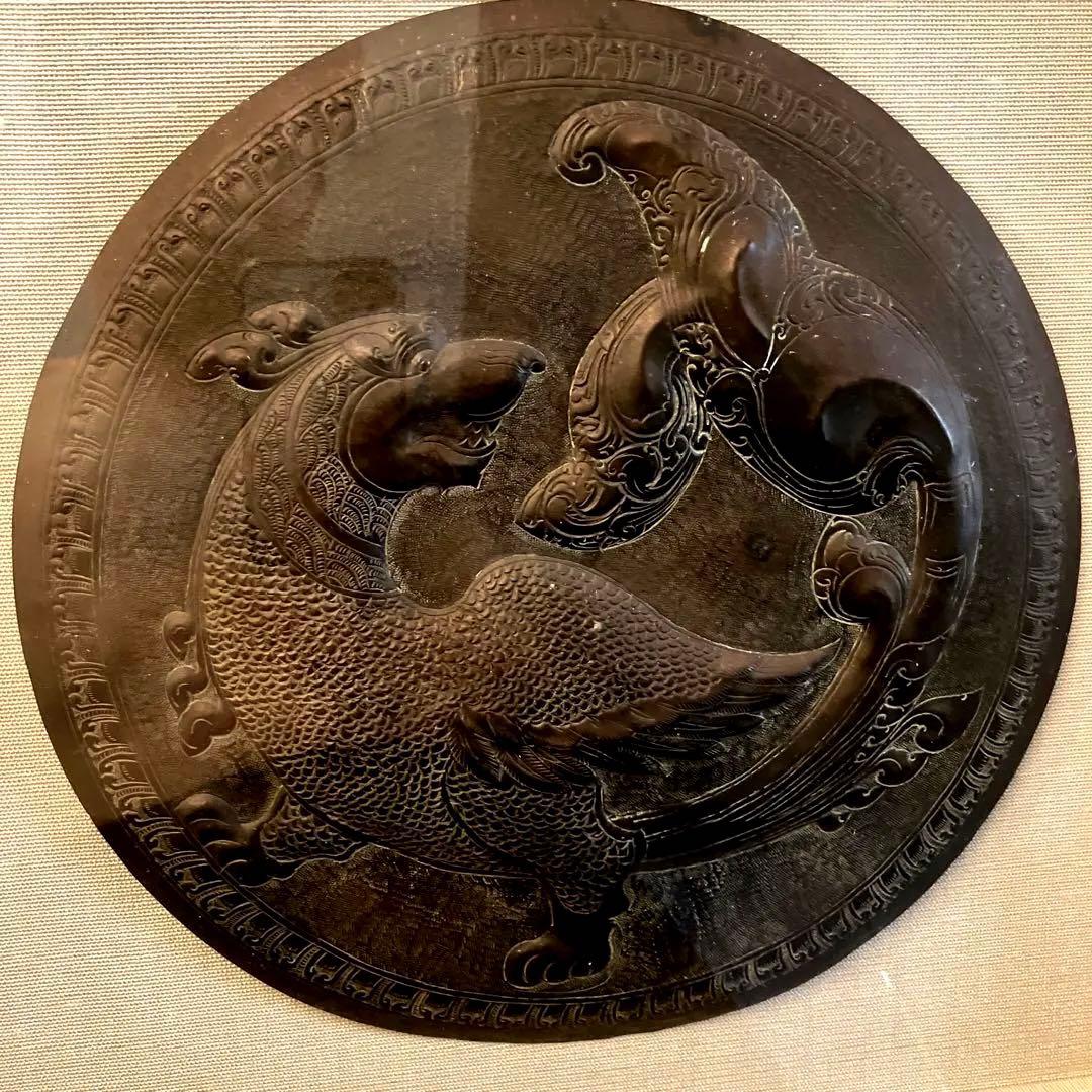 中近東アンティーク　オリエント古美術　躍動感がありゴージャスな鳥の銅板