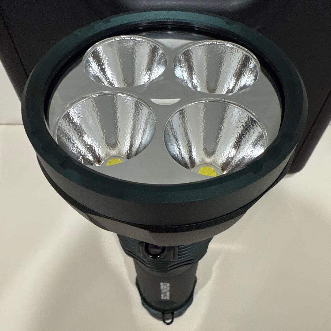 GENTOS ジェントス 充電式ライト UT-618R