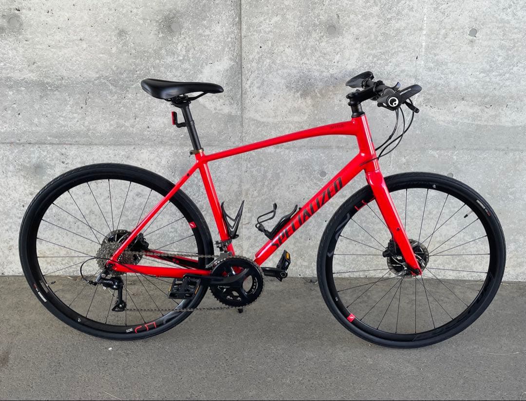 スペシャライズド　シラス　スポーツ　クロスバイク　油圧ディスクブレーキ