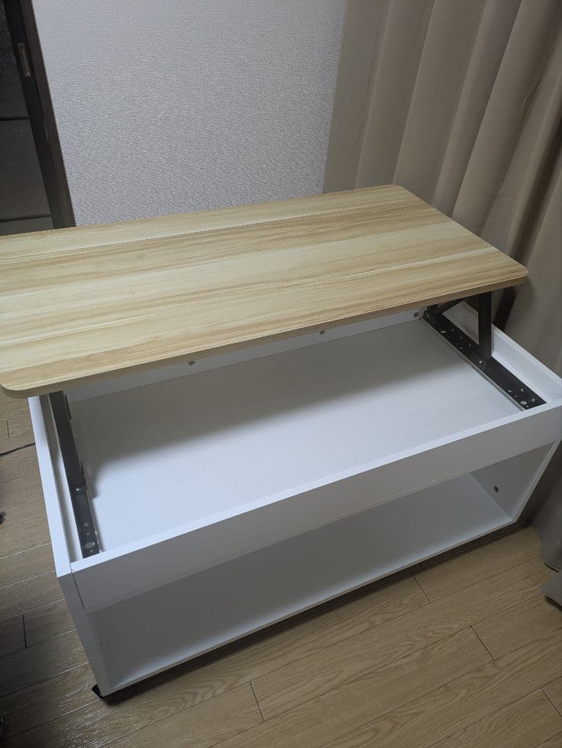 〚福岡県引き取りできる方限定〛昇降テーブル　キャスター付