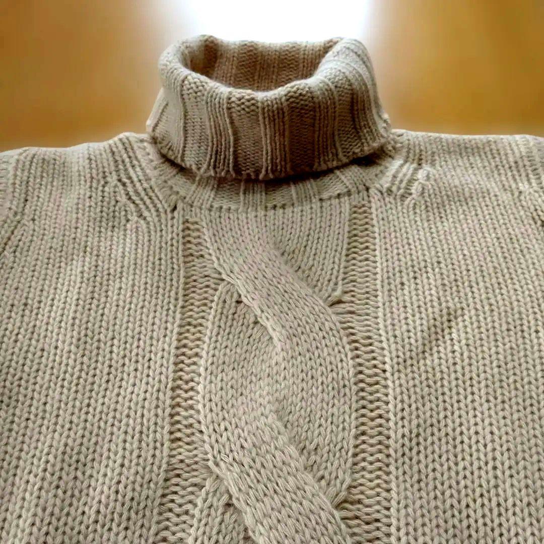 カシミヤ最高峰★Barrie Scotlandスコットランドバリーの厚手セーター