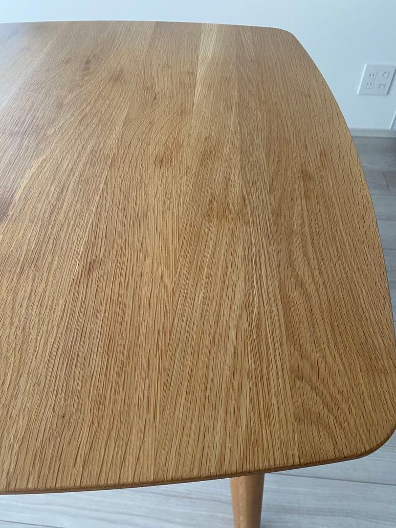 【週末限定お値下げ】unico SOLK ダイニングテーブル