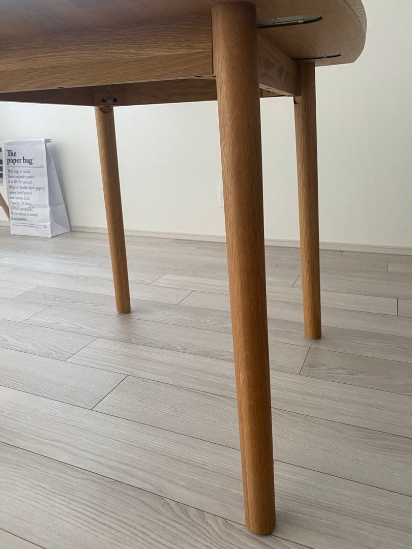 【週末限定お値下げ】unico SOLK ダイニングテーブル