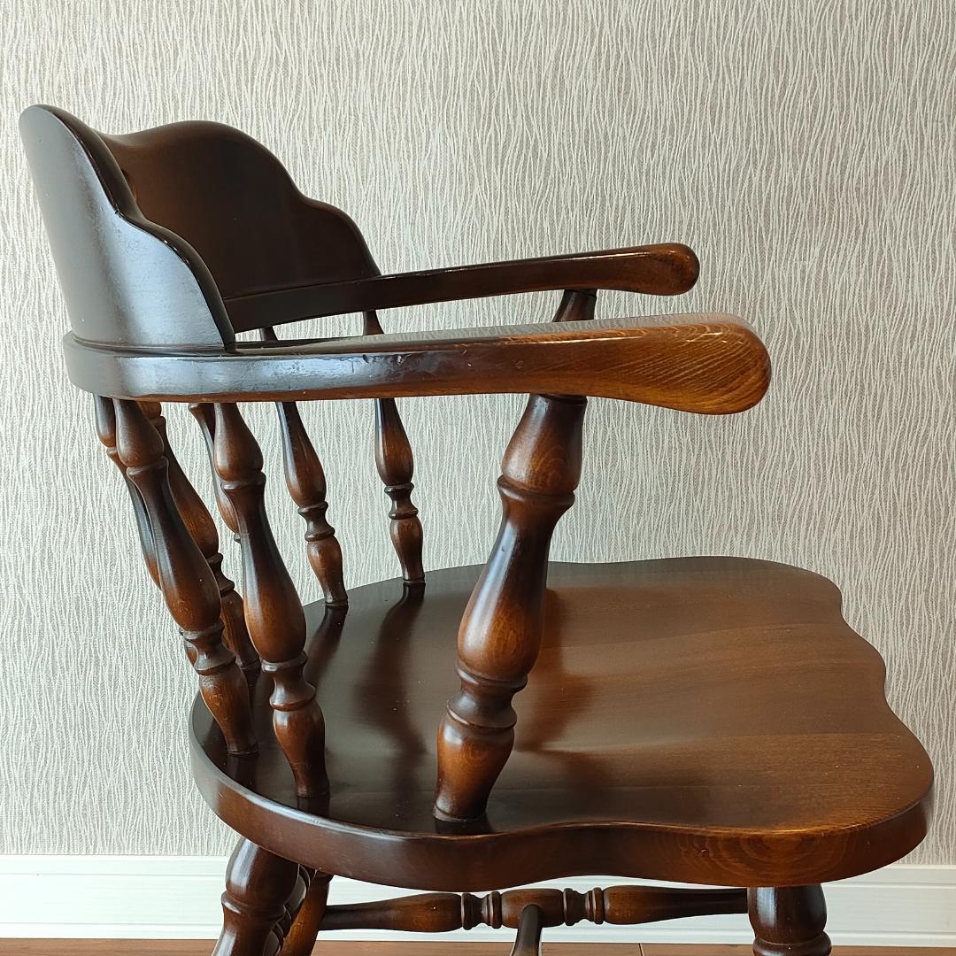 飛騨産業　アームチェア　ダイニングチェア　持ち手　ろくろ脚