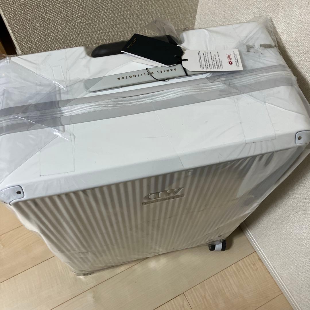 大特価　ダニエルウェリントン　キャリーケース