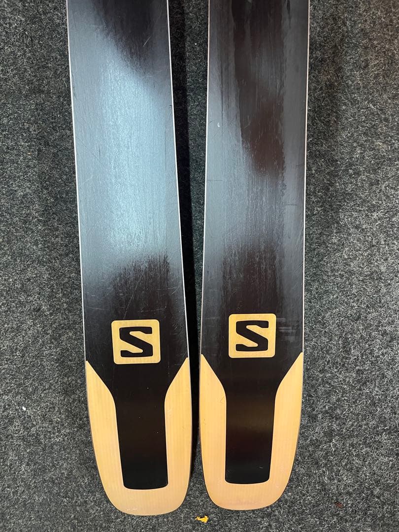 スキー板　SALOMON QST99 181cm