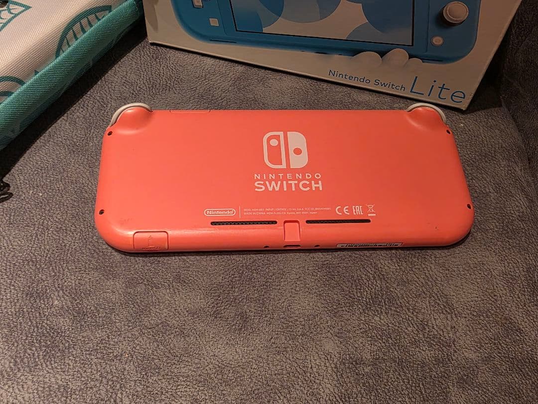 Switchライト コーラル