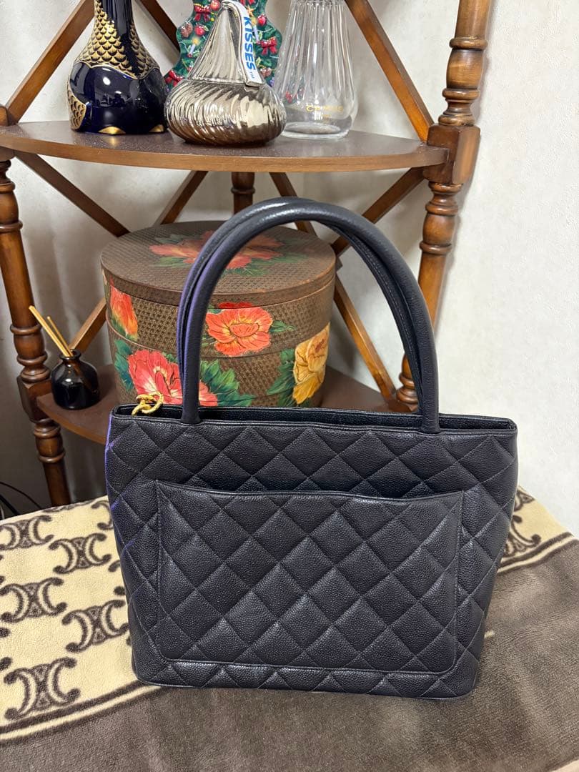 CHANEL トートバッグ　キャビアスキン