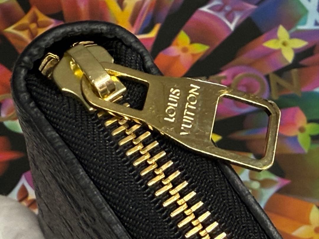 超極美品！ICチップ搭載 ルイヴィトン　アンプラント　ジッピーウォレット　黒